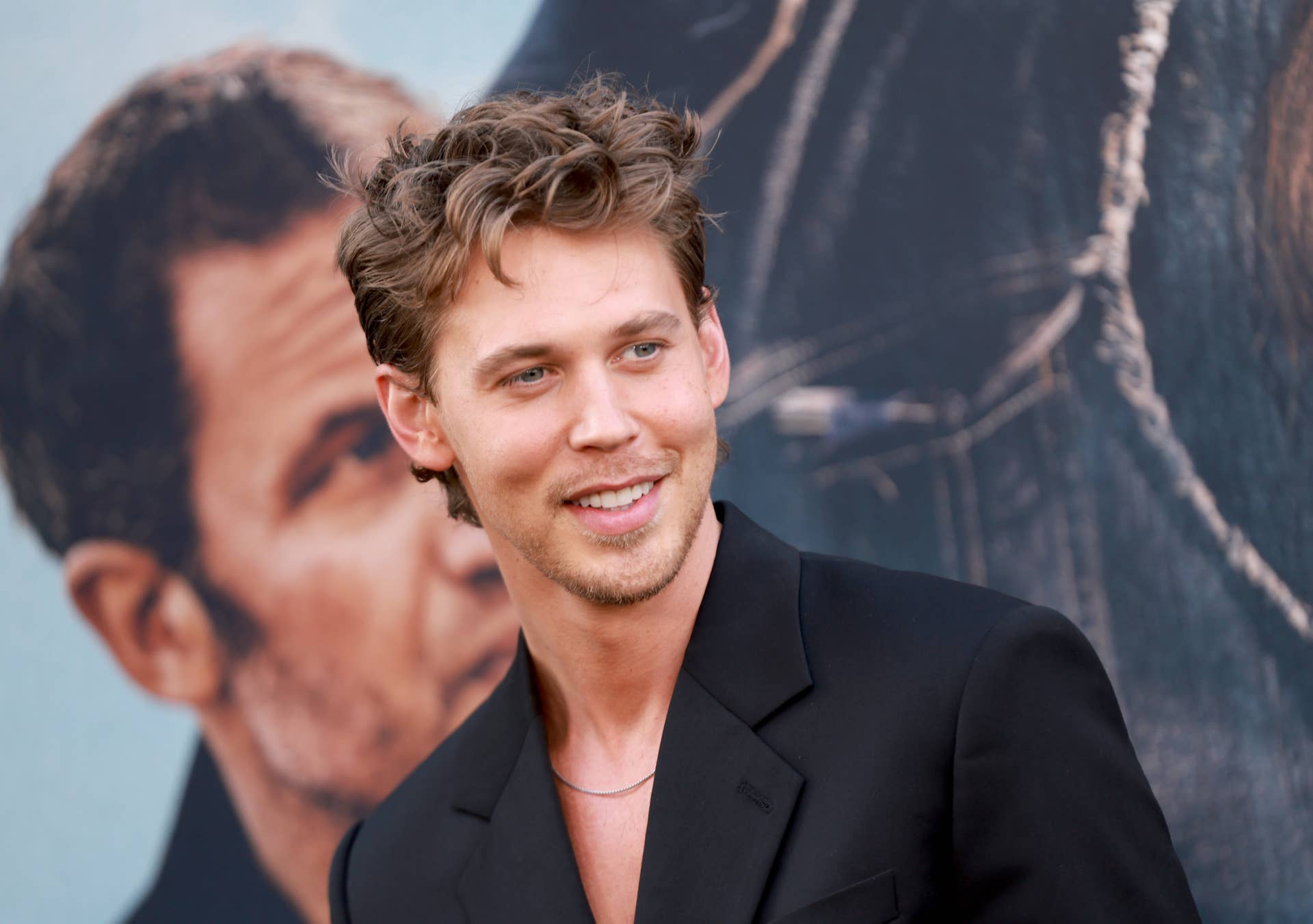 How Austin Butler Built His Glutes for 'Caught Stealing' - Men's Fitness