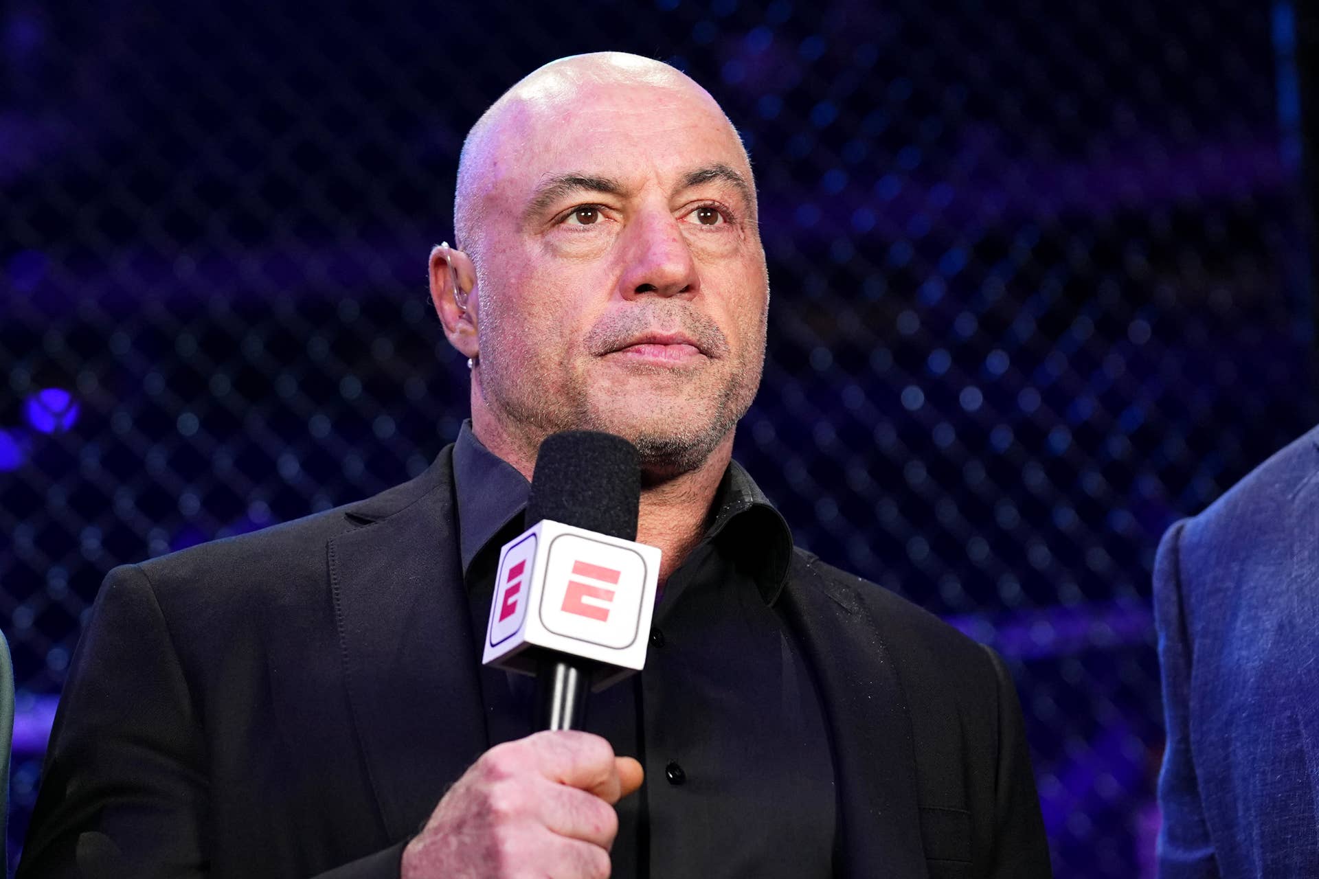Joe Rogan Shares His Opinions on Steroids in Bodybuilding - Men's Fitness