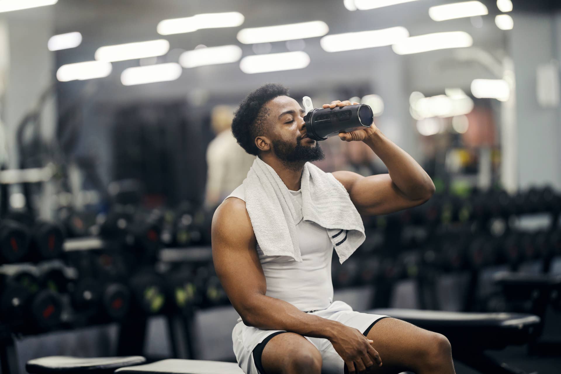 Whey Protein May Work Less Well When You’re Dehydrated - Men's Fitness