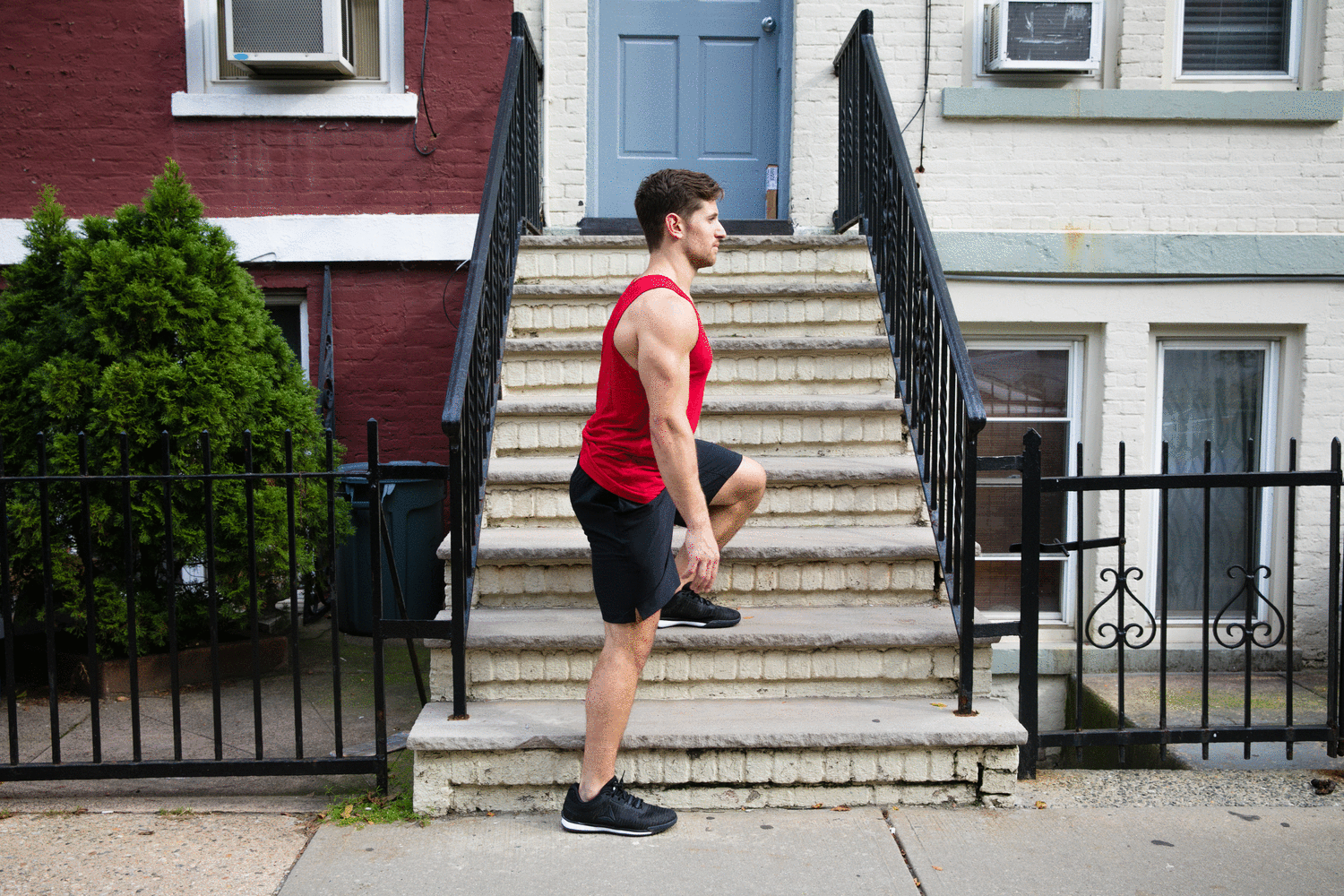 Bodyweight Exercises You Can Do on Your Front Steps - Men's Fitness