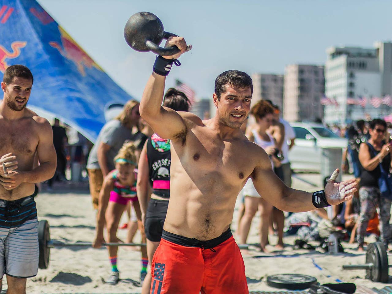 Competative Crossfit 11 Tactics to Survive Competitive CrossFit Workouts - Men's Fitness