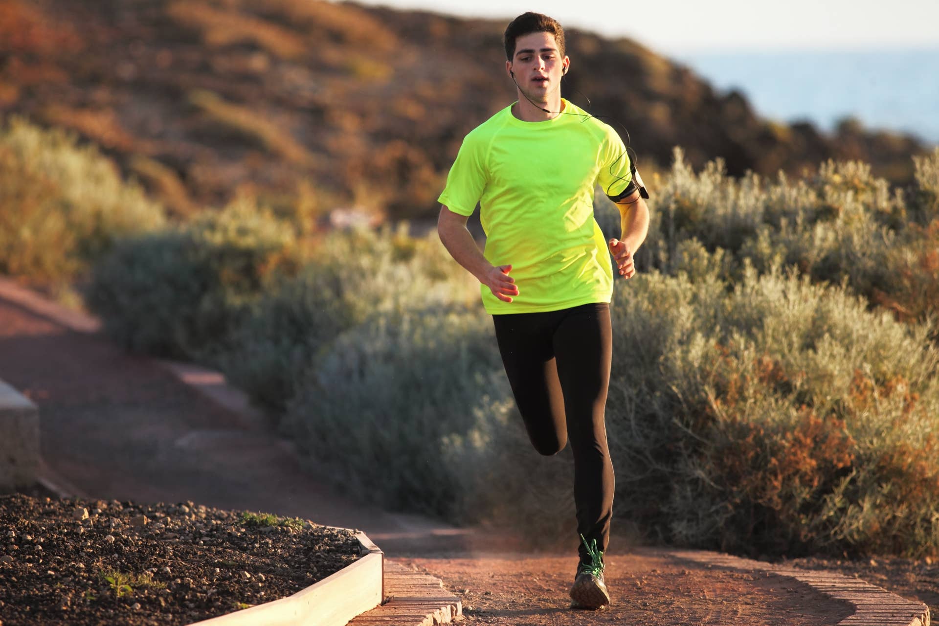 Certain Runner The 5 Most Common Rookie Runner Mistakes - Men's Fitness
