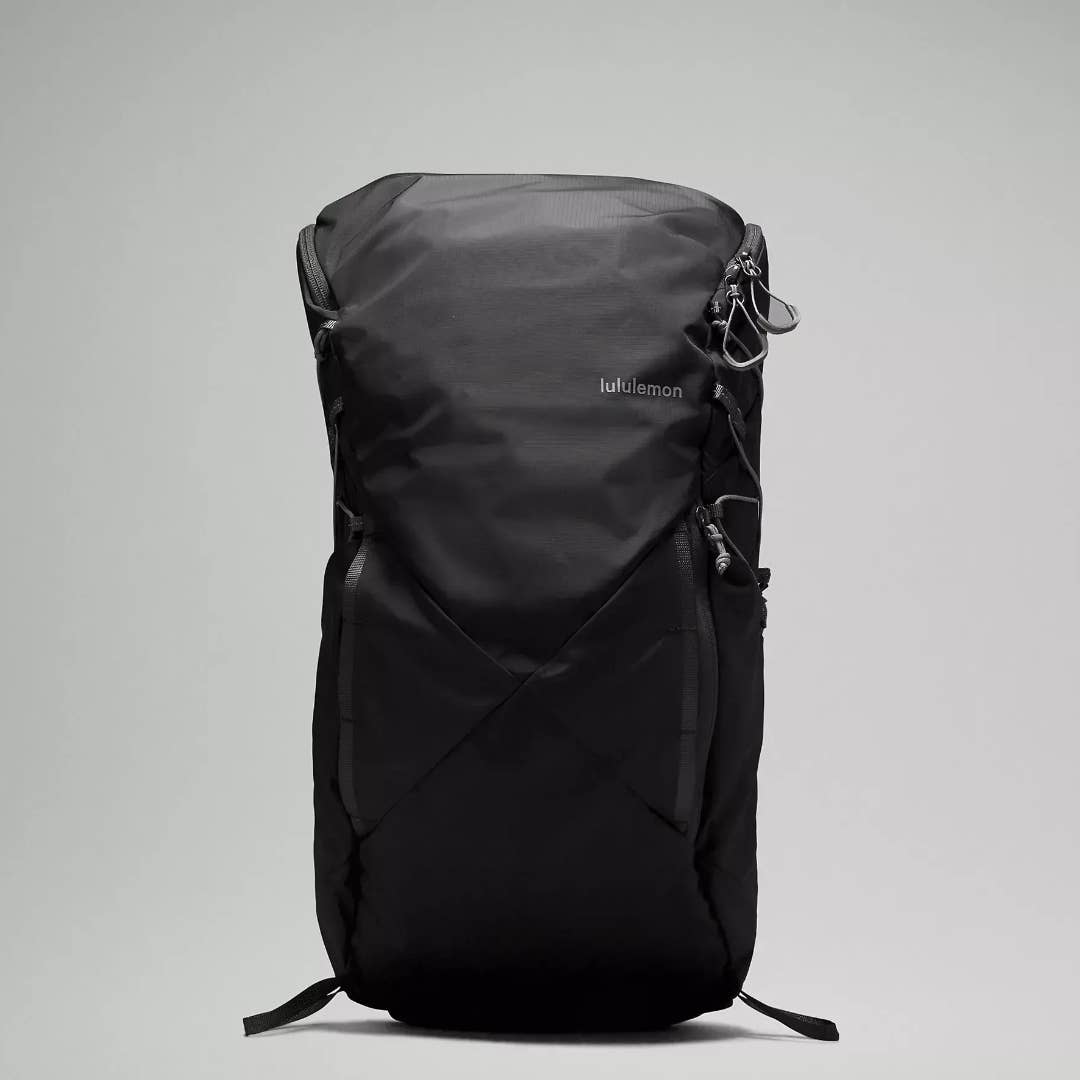lululemon backpack price New Crew (Navy) sweaty gear New Crew Backpack 22L *Updated
