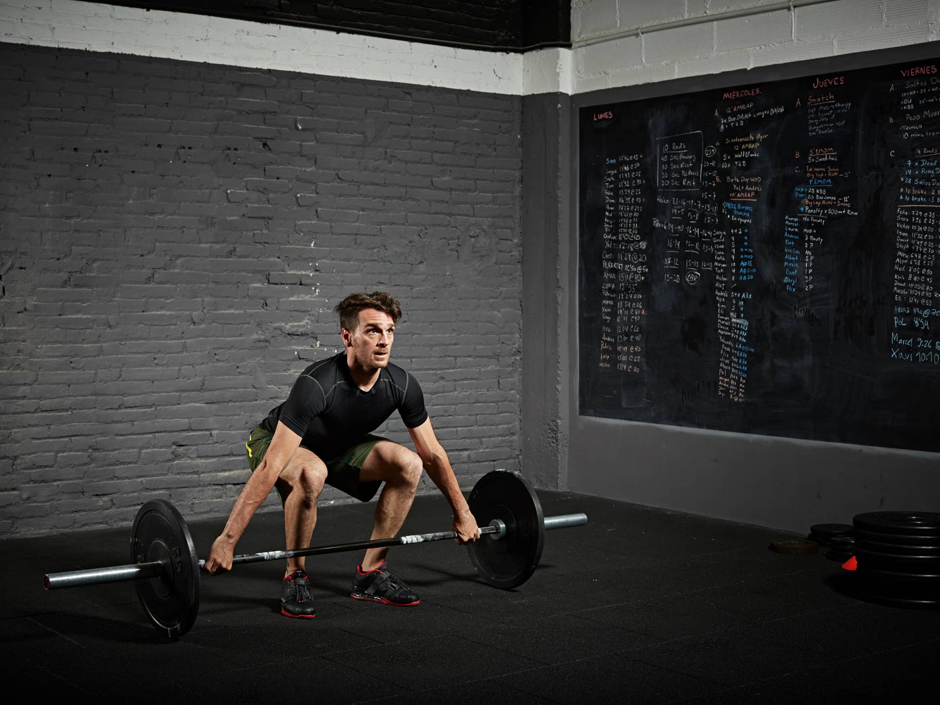 Man Snatche Exercise The 5 Most Dangerous Lifts, According to a Trainer - Men's Fitness