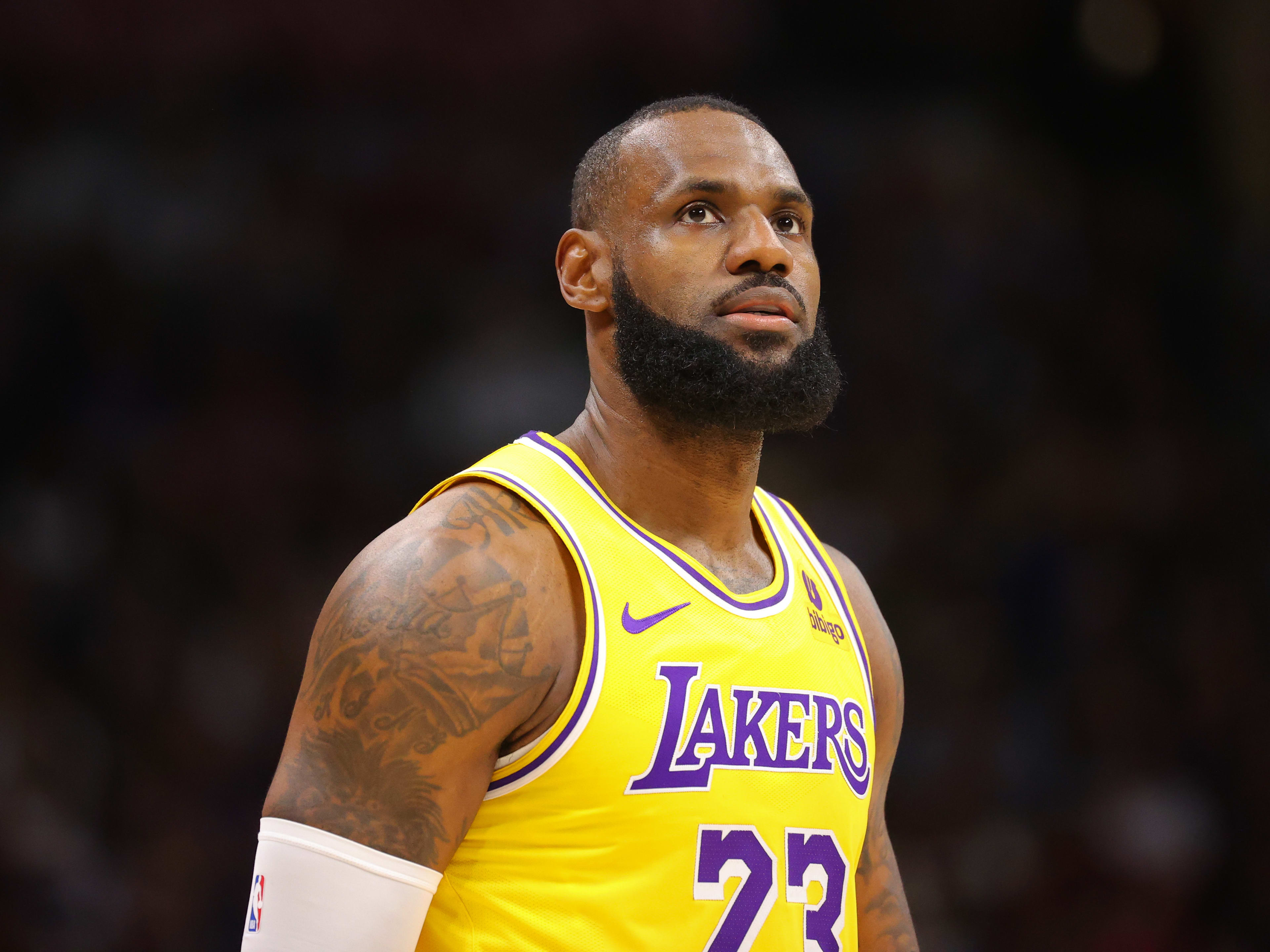 LeBron James Shares Intense Preseason Workout Clips - Men's Fitness